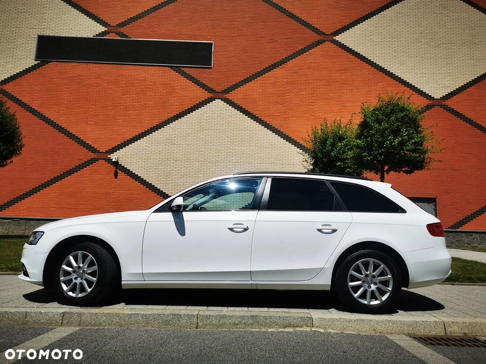 Audi A4 Avant 2.0 TDI DPF clean diesel Attraction - 24