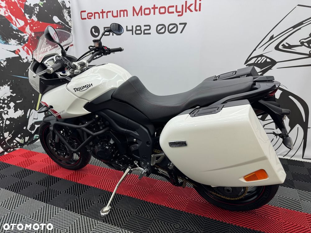 Triumph Tiger - 7