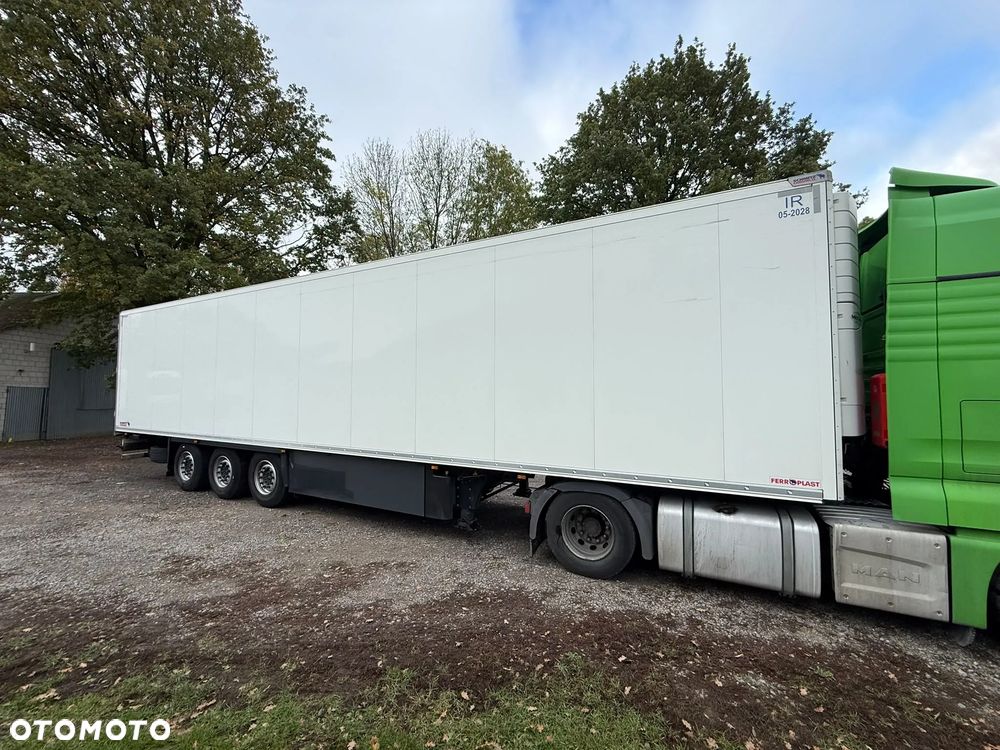 Schmitz Cargobull - 1