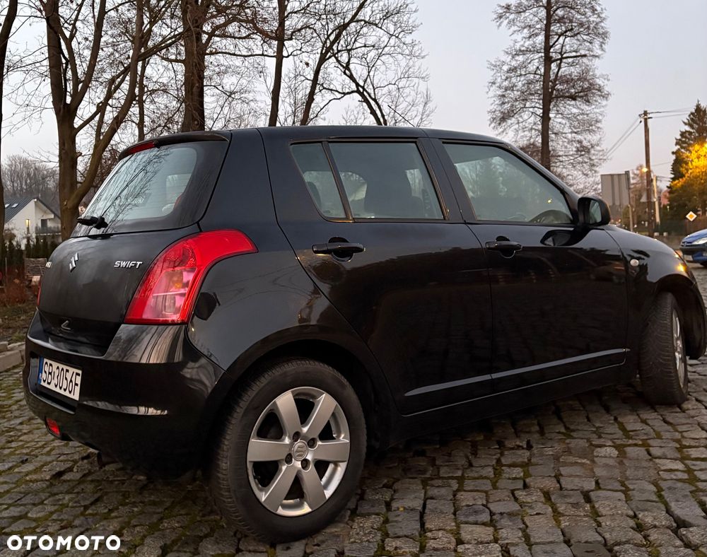 Suzuki Swift 1.3 Comfort - 4