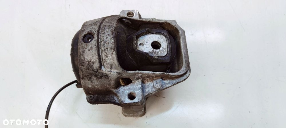 PODUSZKA SILNIKA LEWA LUB PRAWA Z CZUJNIKIEM AUDI A4 B8 A5 Q5 8R0199381C - 2
