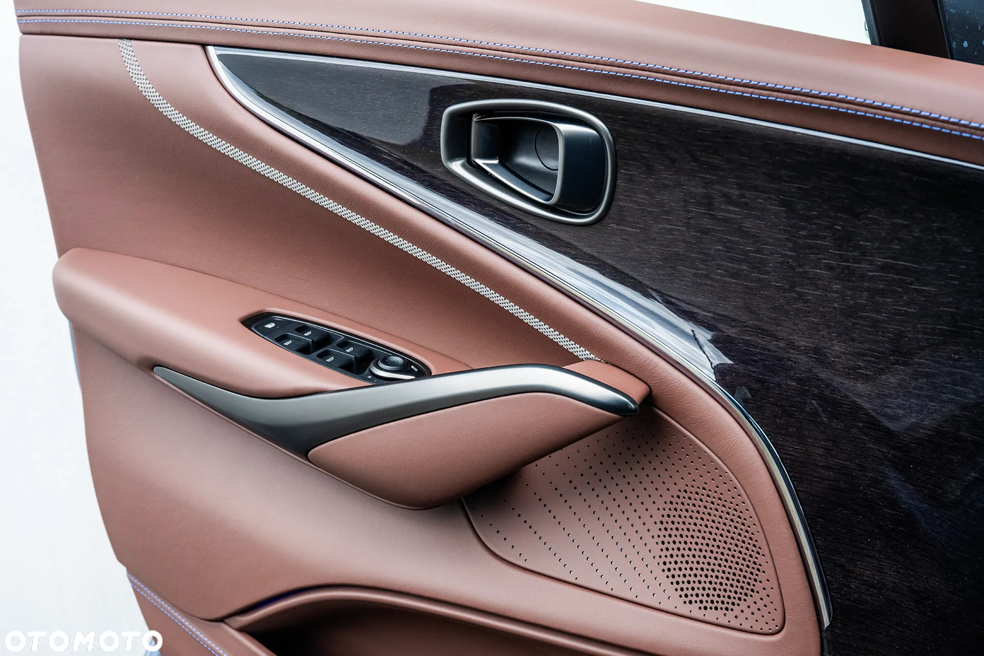 Aston Martin DBX707 - 14