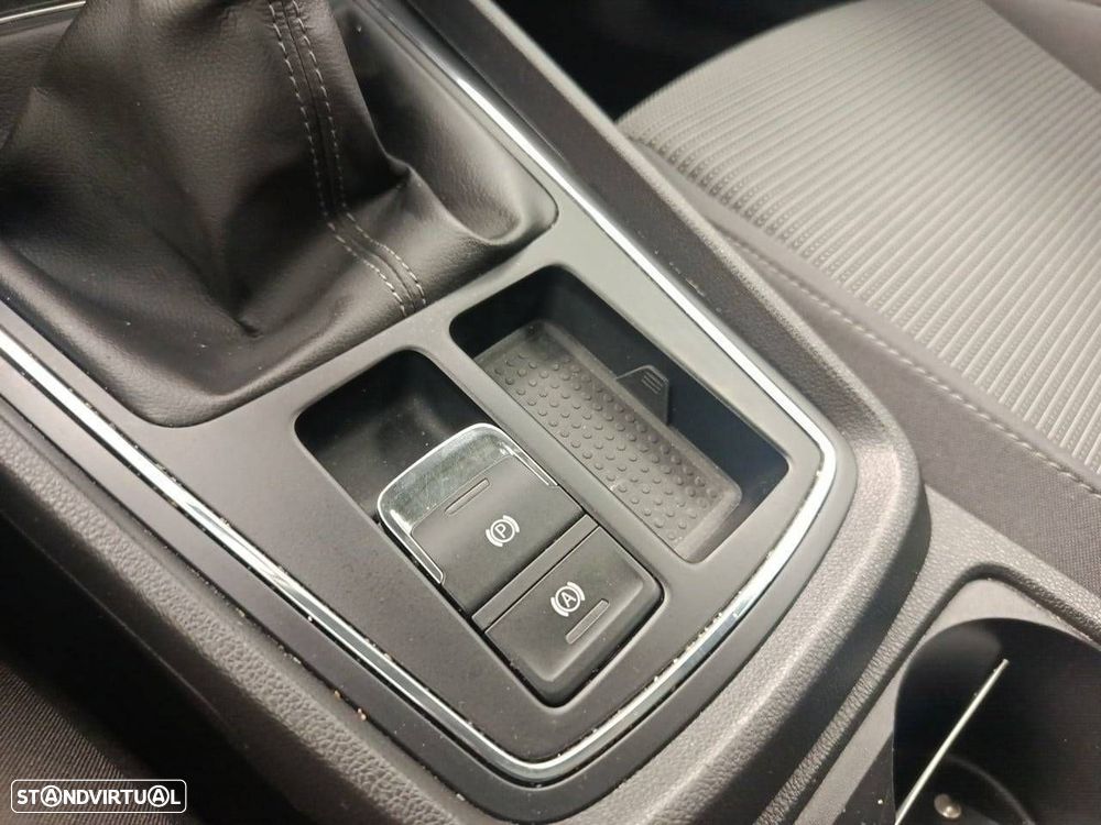 SEAT Leon ST 1.6 TDI Style S/S - 18