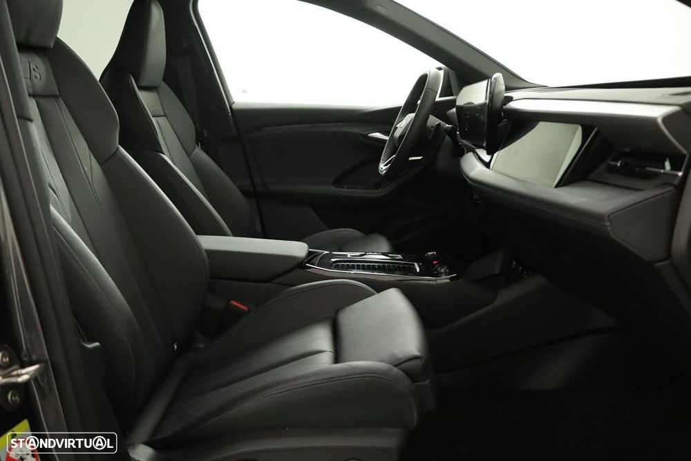 Audi Q6 e-tron 100 kWh Performance SE Business - 21
