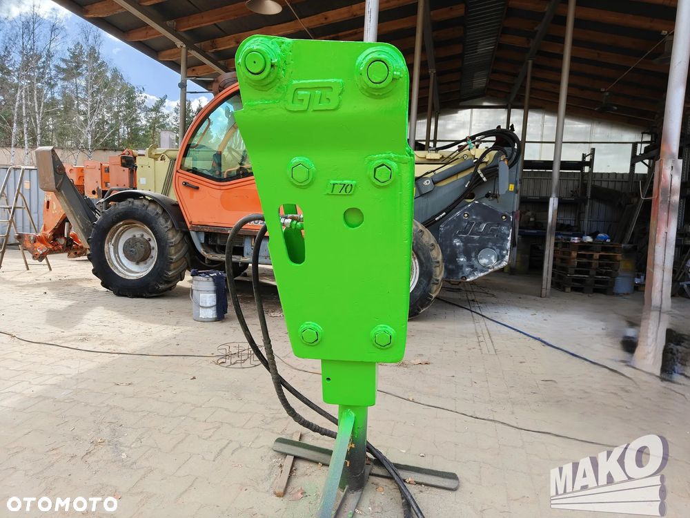 Młot hydrauliczny GB T70 360kg do koparki - 2