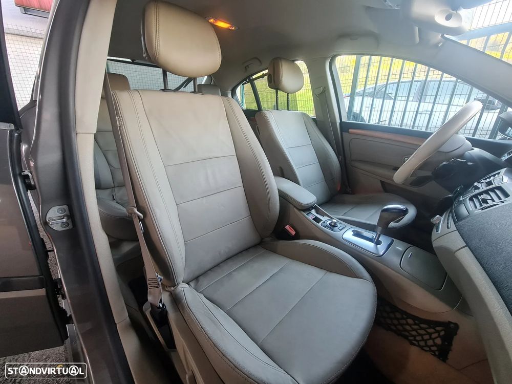 Renault Laguna 2.0 dCi Initiale Aut. - 13