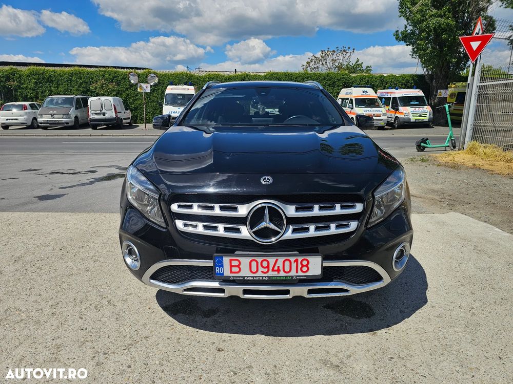 Mercedes-Benz GLA - 1