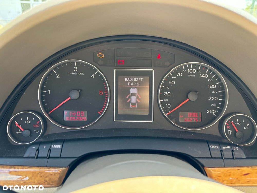 Audi A4 Avant 2.0 TDI - 12