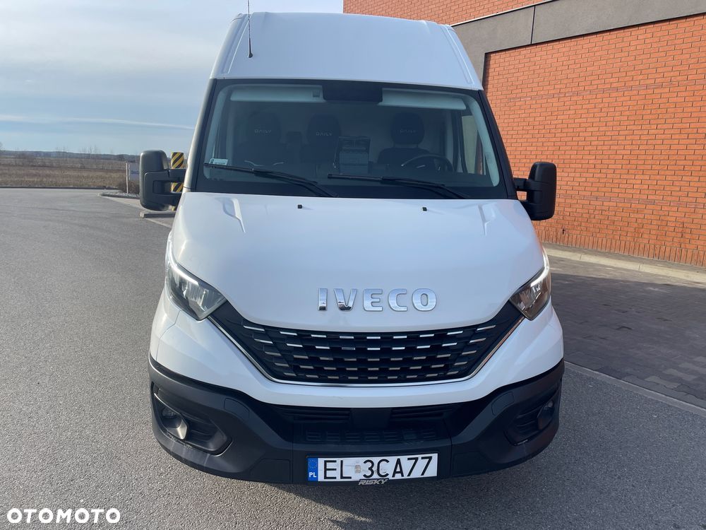 Iveco DAILY - 1