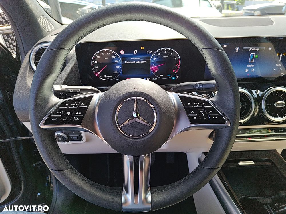 Mercedes-Benz GLA 200 7G-DCT Progressive Advanced - 15