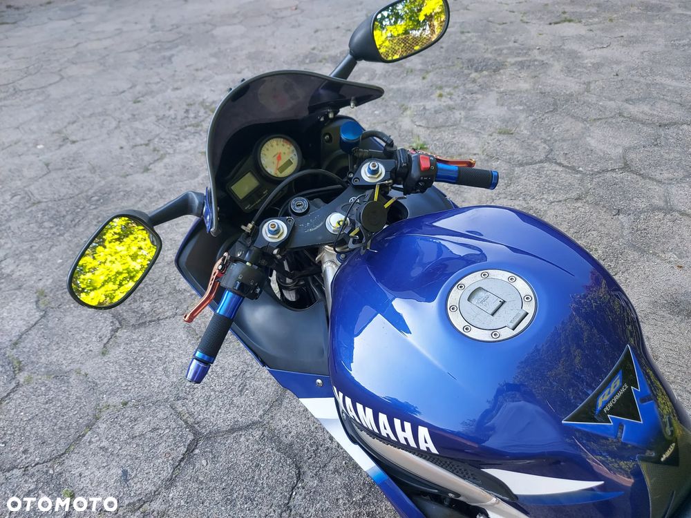 Yamaha R6 - 2