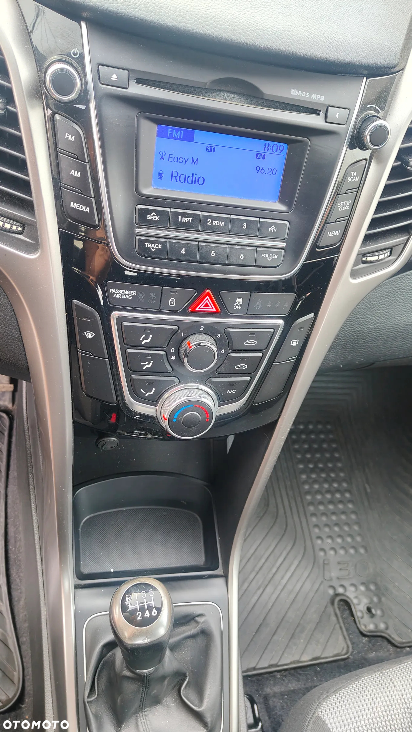 Hyundai i30 1.4 Classic + - 10