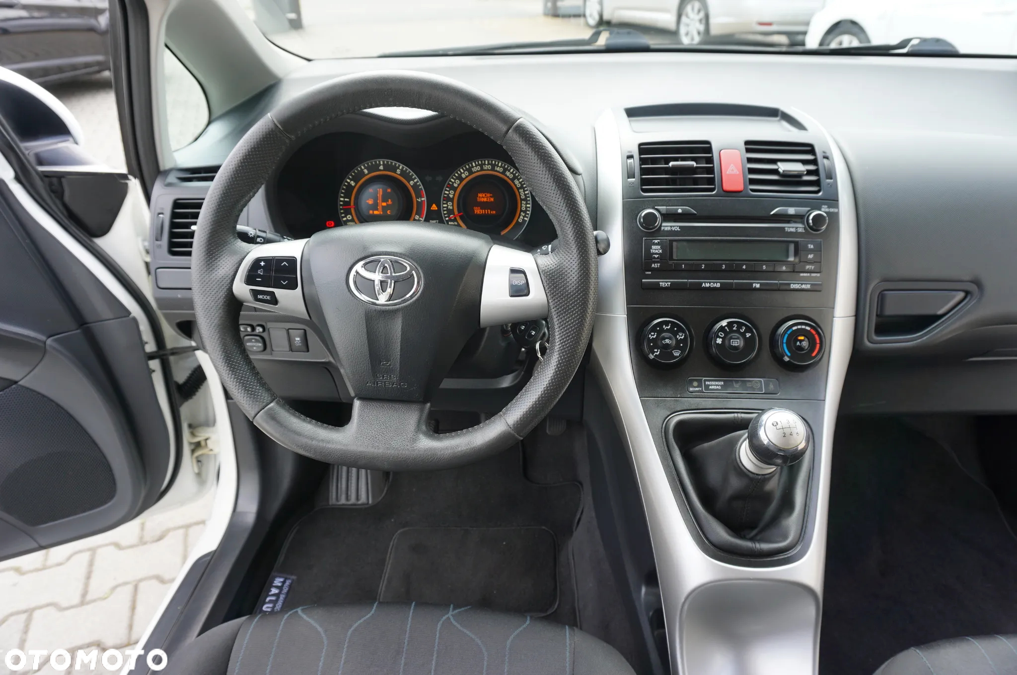 Toyota Auris 1.6 Comfort - 33