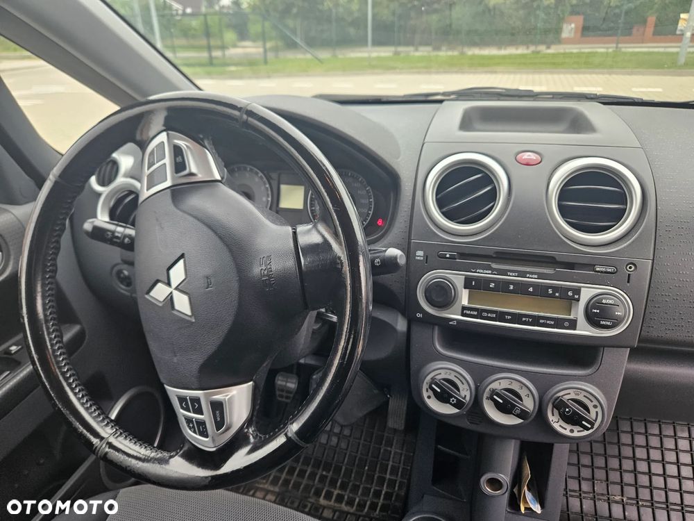Mitsubishi Colt 1.3 Inform EU5 Cleartec - 11