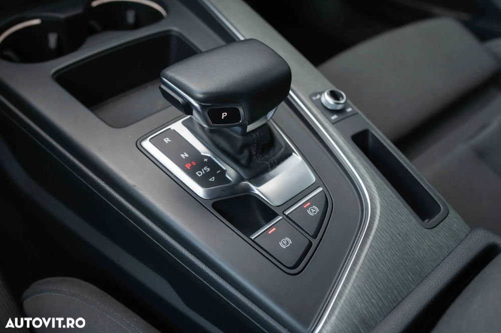 Audi A4 35 TDI S tronic MHEV Advanced - 33