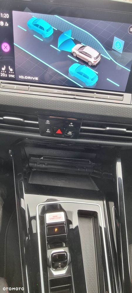 Volkswagen Golf - 22