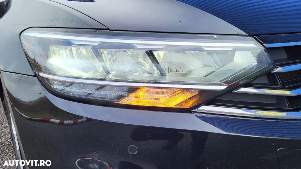 Volkswagen Passat Variant 2.0 TDI DSG Business - 35