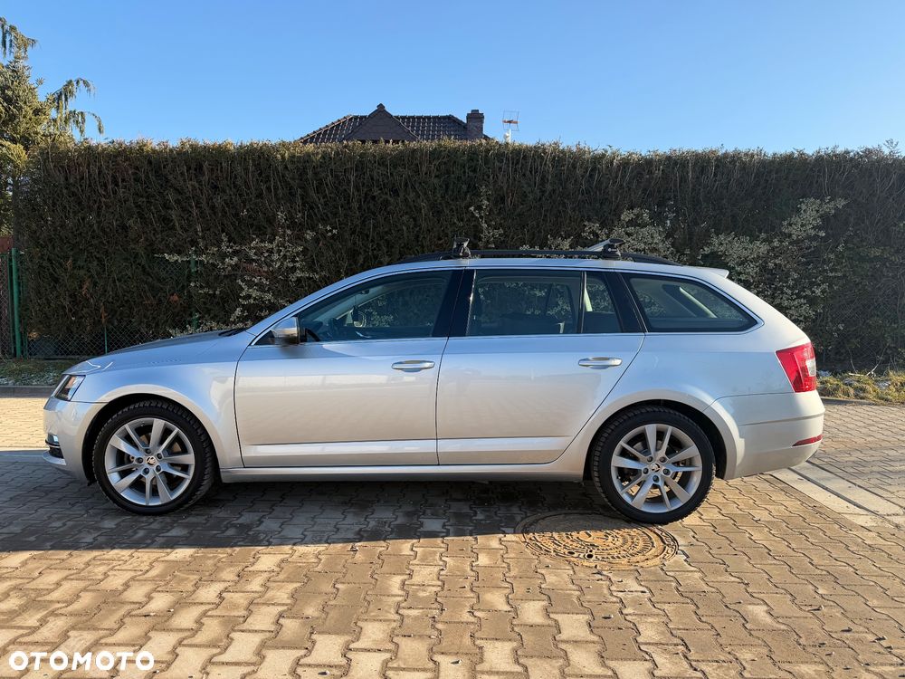 Skoda Octavia 2.0 TDI 4x4 Style DSG - 5