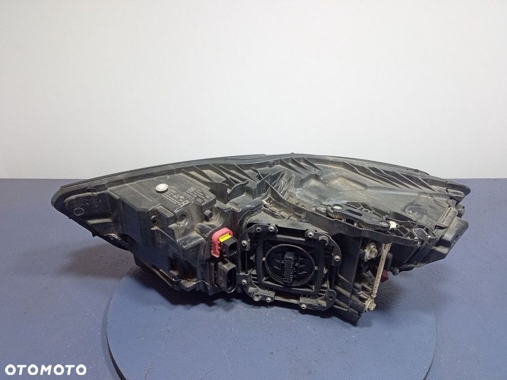 AUDI A6 C7 LIFT REFLEKTOR PRAWY LAMPA PRZEDNIA MATRIX EU 4G0941036 - 2