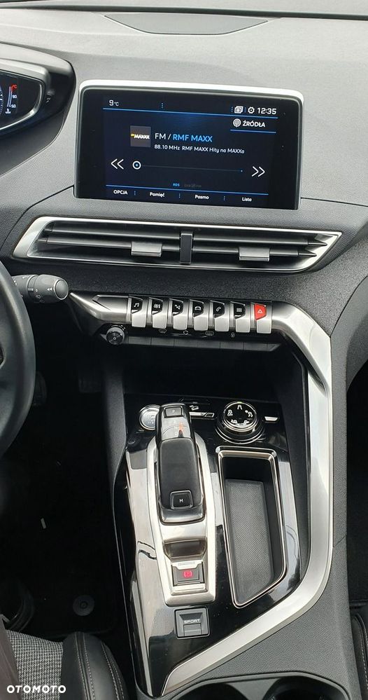 Peugeot 5008 - 10