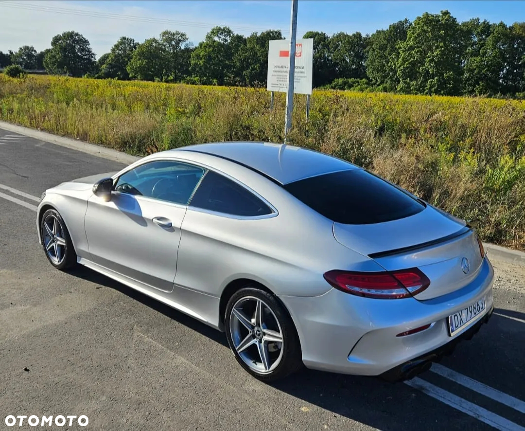 Mercedes-Benz Klasa C 200 Coupe 9G-TRONIC AMG Line - 4