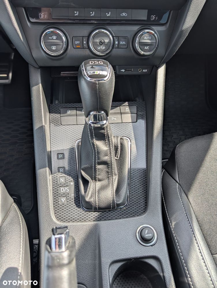 Skoda Octavia 2.0 TDI RS DSG - 26