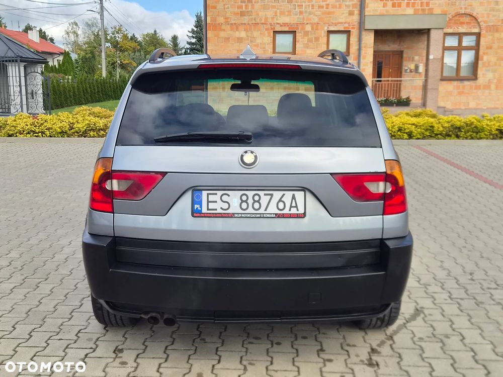 BMW X3 2.5i - 12