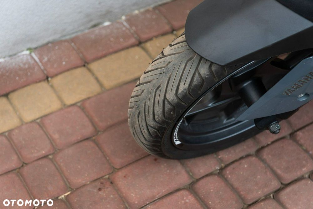 Yamaha X-max - 7