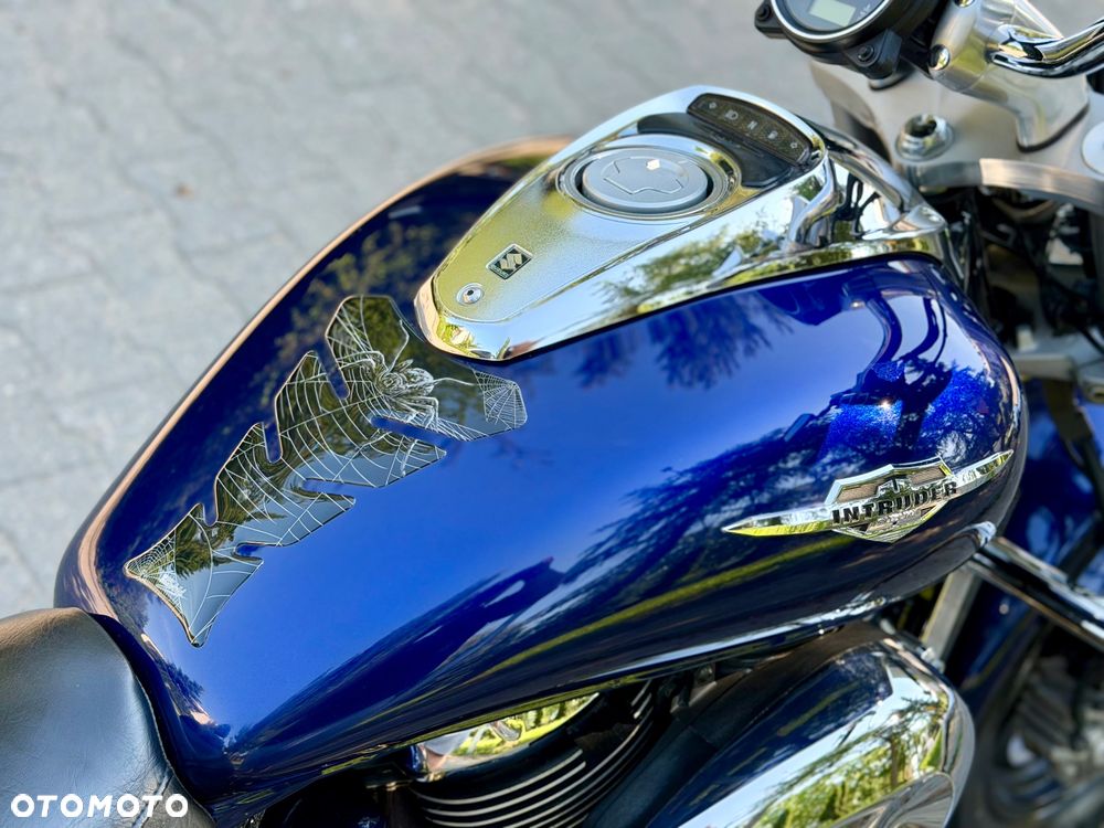 Suzuki Intruder - 20