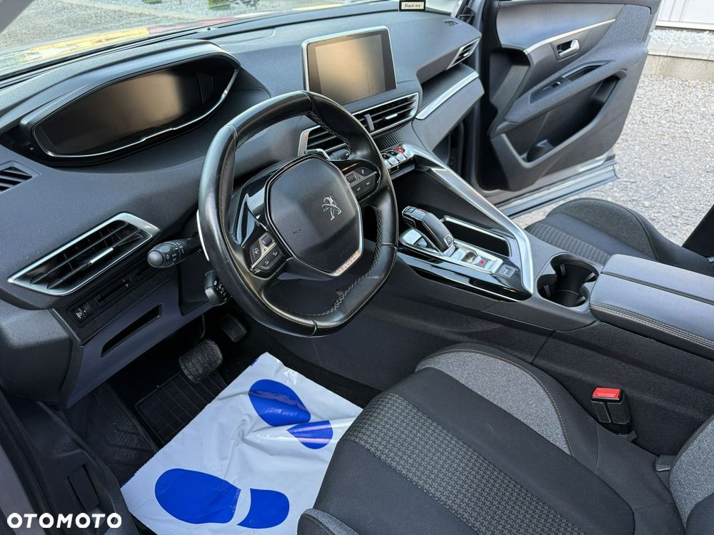 Peugeot 3008 - 9