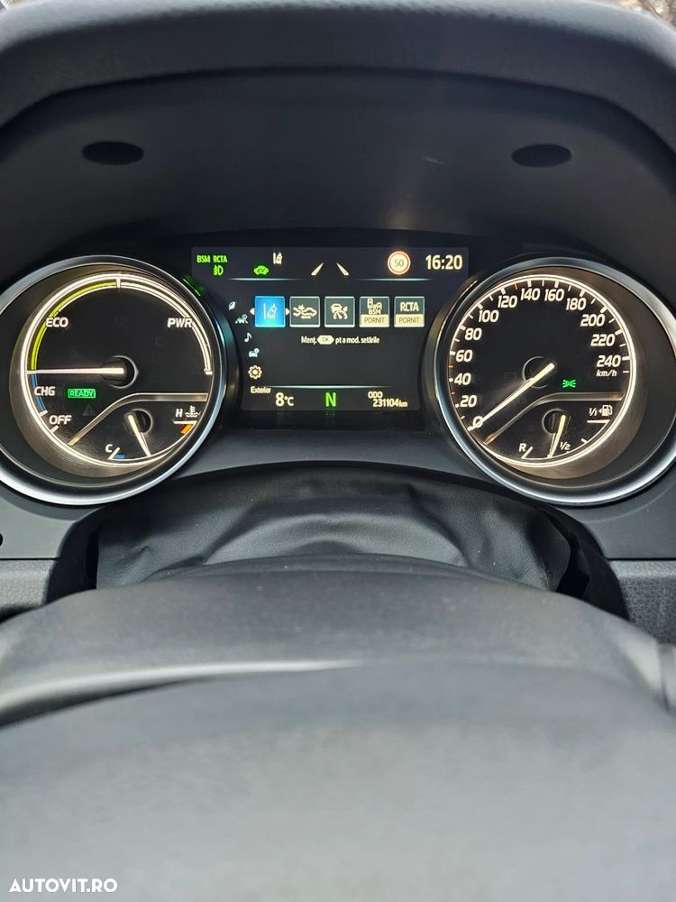 Toyota Camry Executive - 30