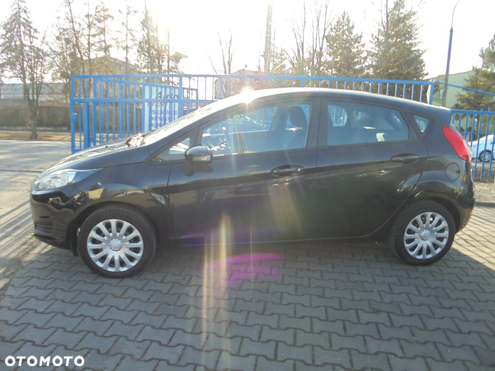 Ford Fiesta 1.25 Ambiente - 29