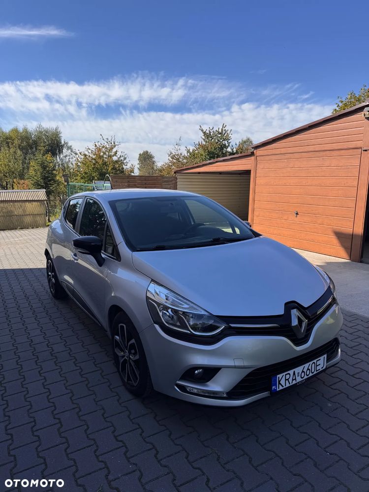 Renault Clio - 1