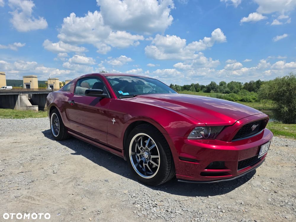 Ford Mustang 3.7 V6 - 1
