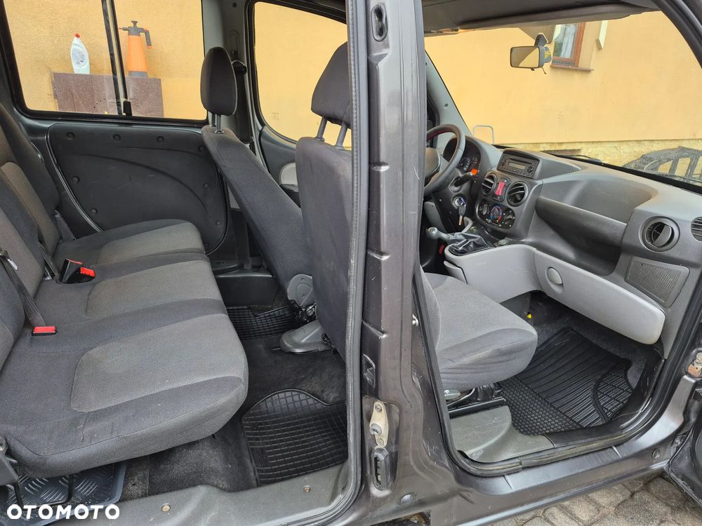 Fiat Doblo 1.9 JTD Dynamic - 11