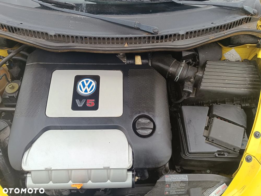 Volkswagen New Beetle - 12