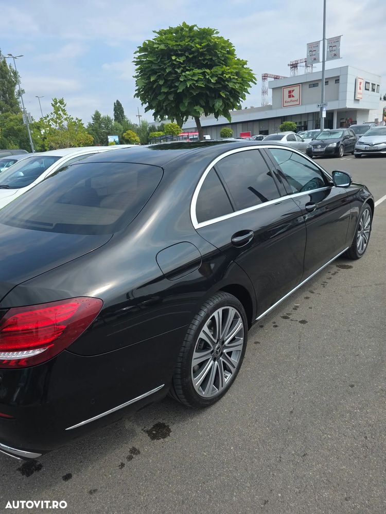 Mercedes-Benz E - 1