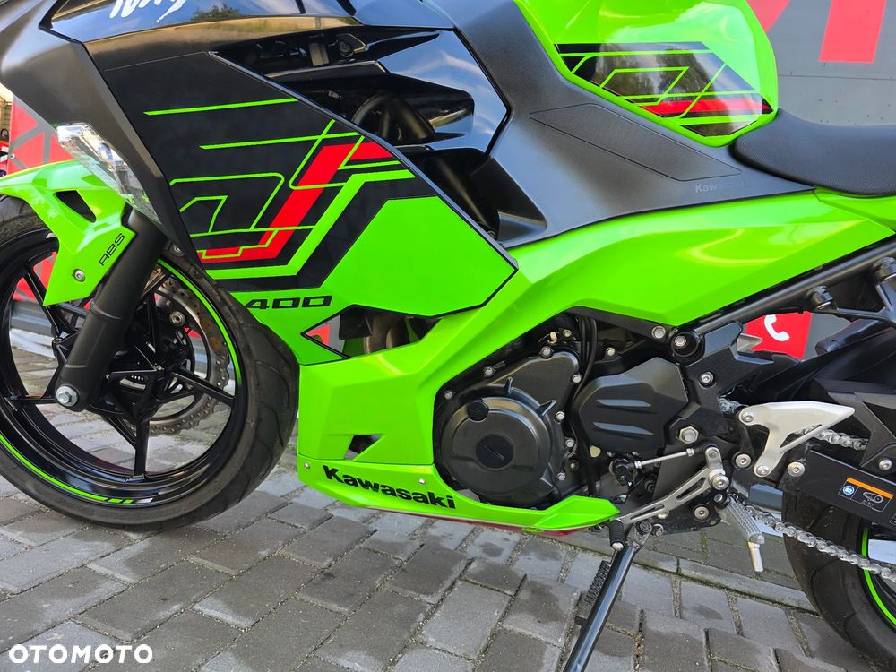 Kawasaki Ninja 400 - 10