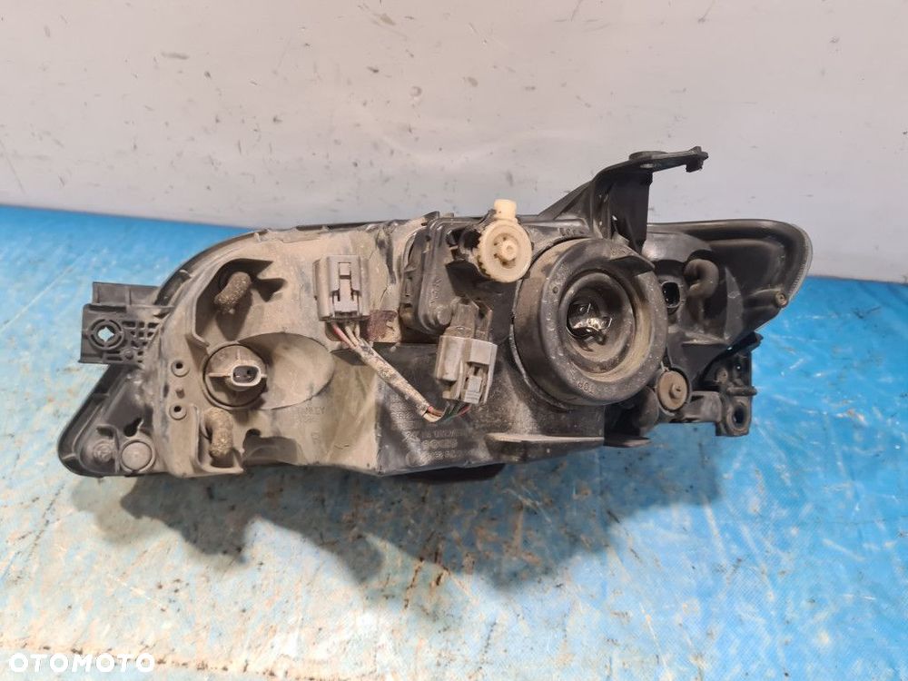 MAZDA 323 REFLEKTOR PRAWY MAZDA - 9