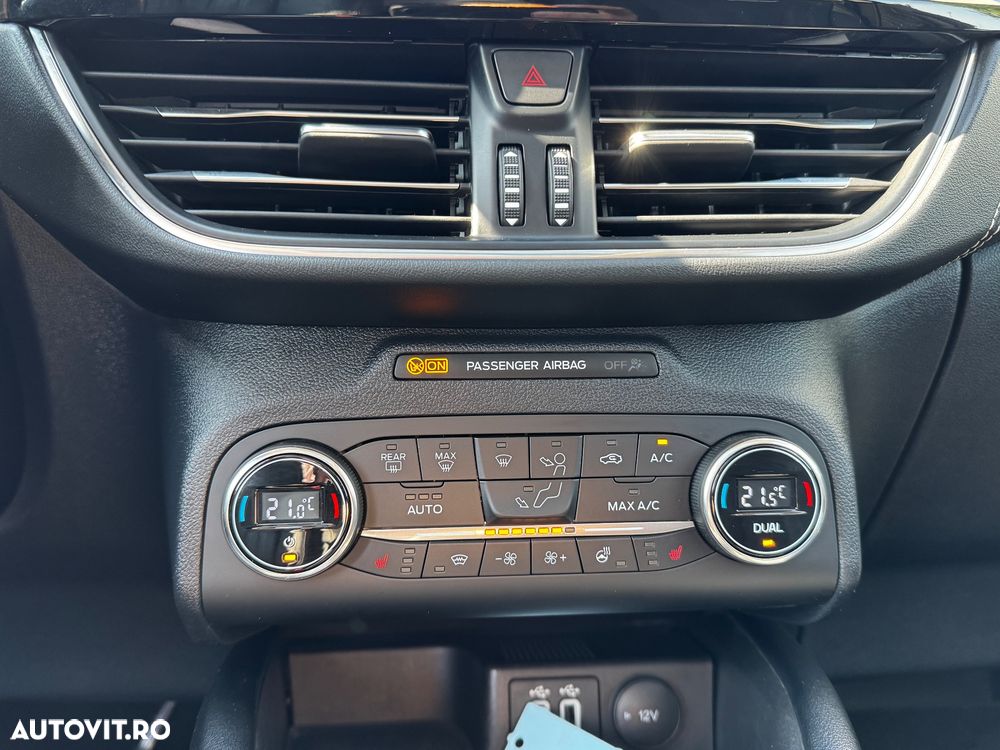 Ford Kuga 2.5 Duratec FHEV FWD Vignale - 24