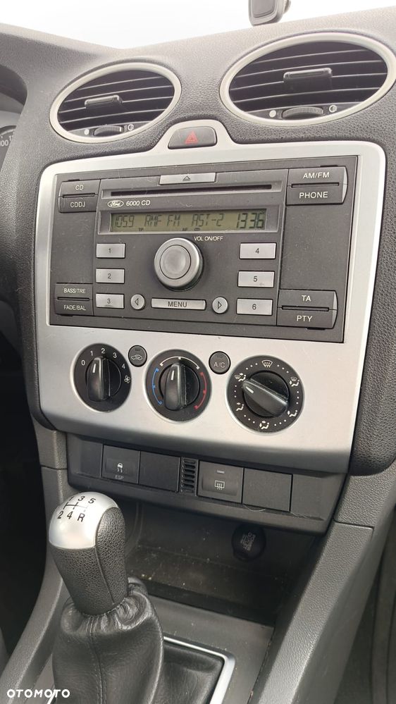 Ford Focus 1.6 Comfort - 8