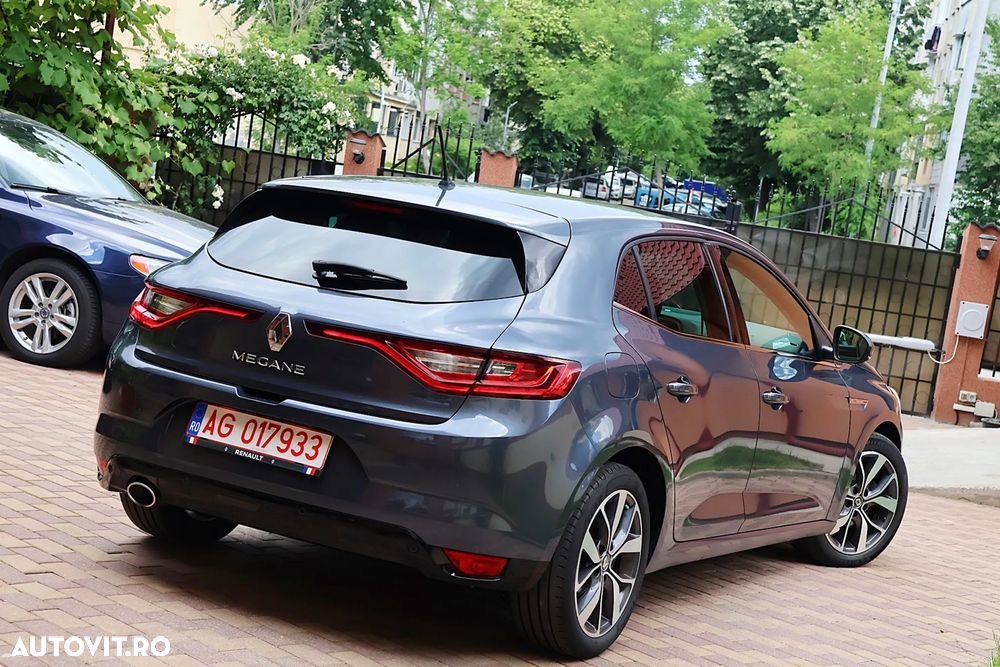 Renault Megane ENERGY dCi 110 Start & Stop Bose Edition - 7