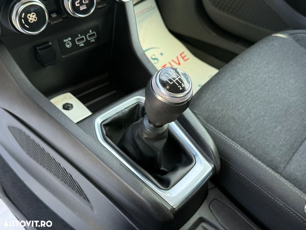 Renault Clio - 18
