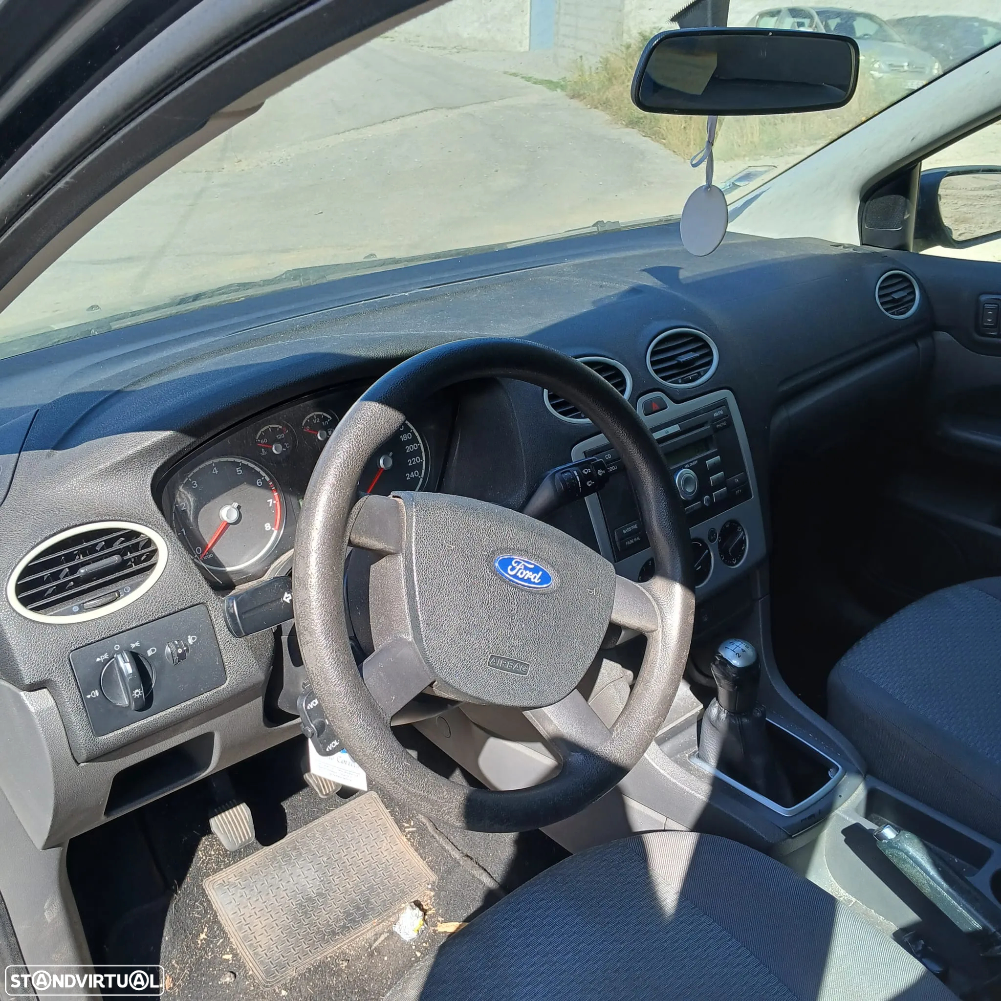 Ford Focus II 1.4 de 2005 – Peças Usadas (9977) - 5