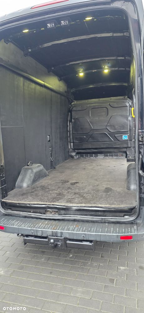 Ford Transit - 17