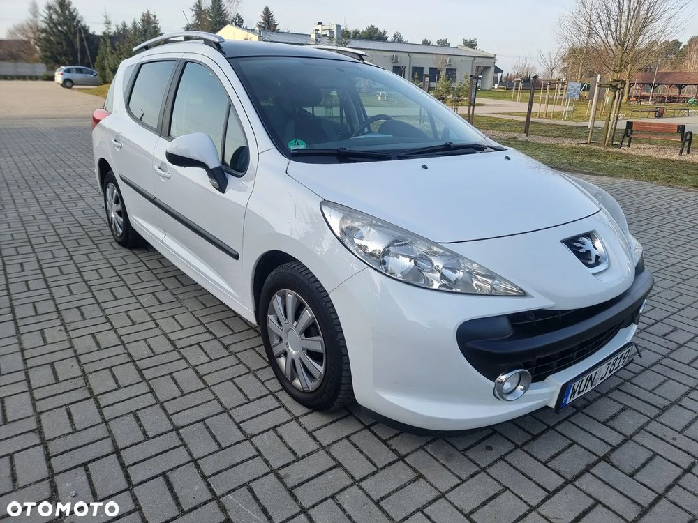 Peugeot 207 1.4 16V Presence - 7