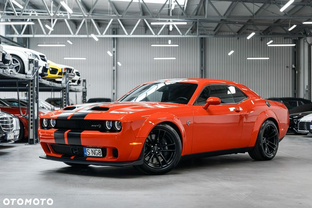 Dodge Challenger - 6