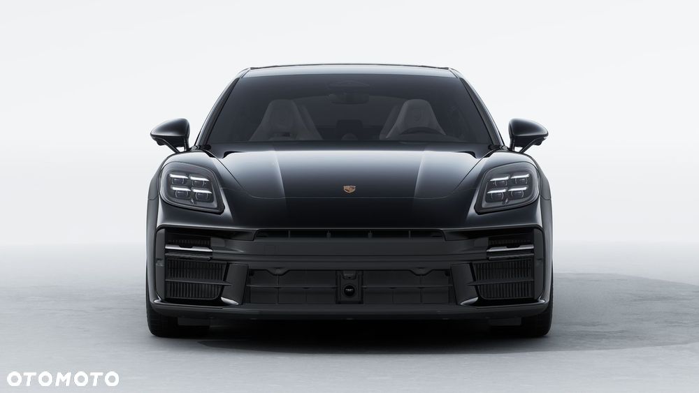 Porsche Panamera 4 E-Hybrid PHEV - 2