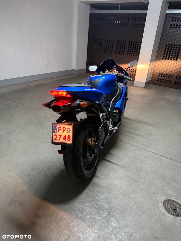 Kawasaki ZXR - 11