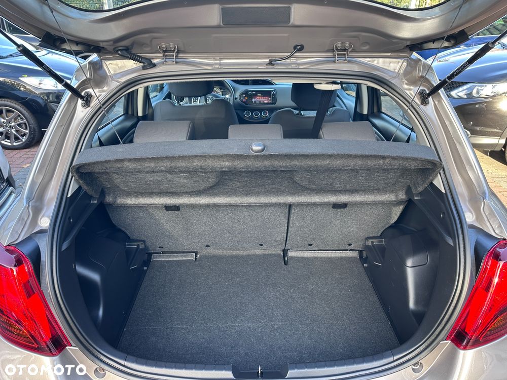 Toyota Yaris - 23